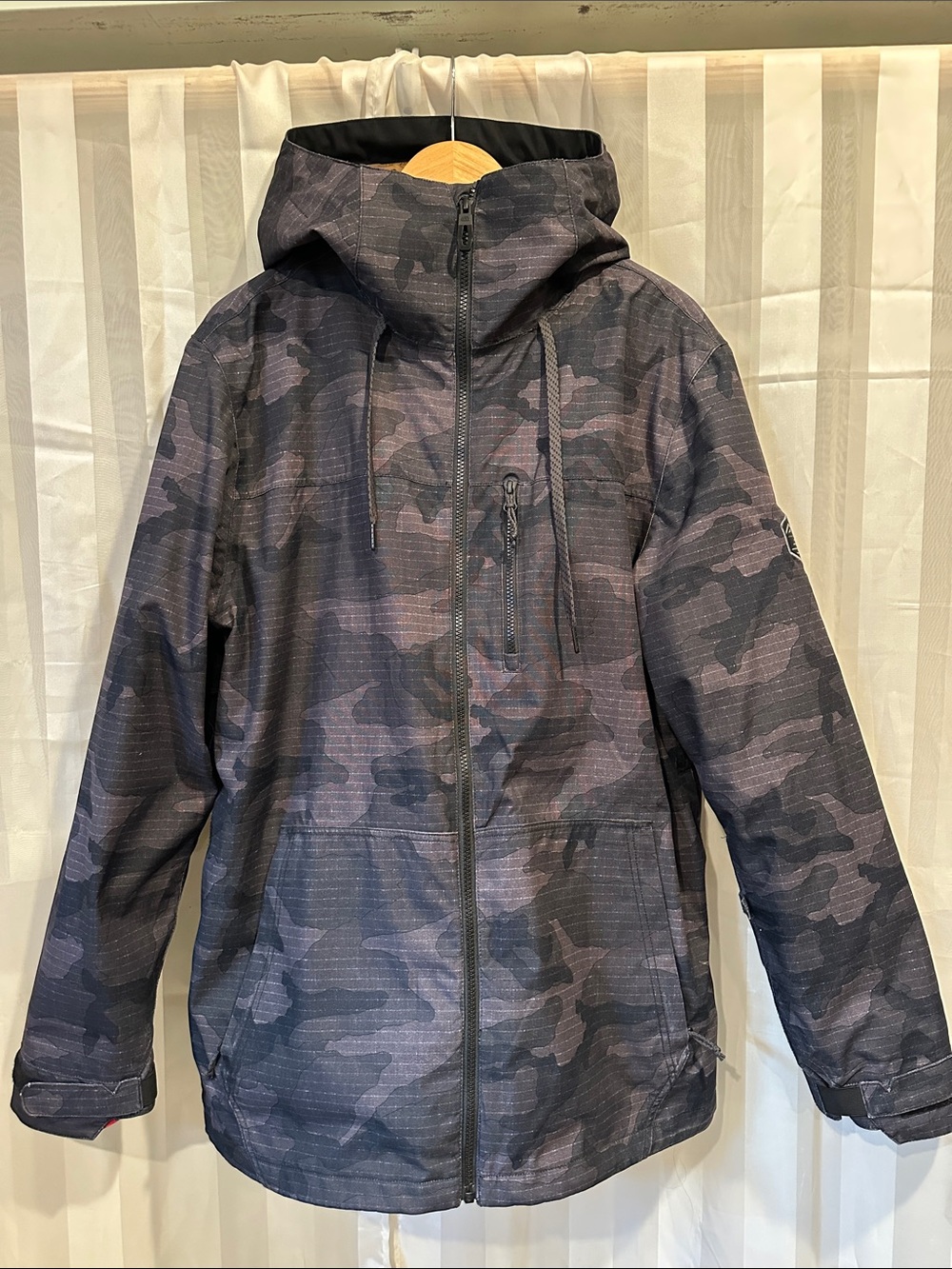 686 Men's Hooded Camo Ski Jacket - Black & Gray